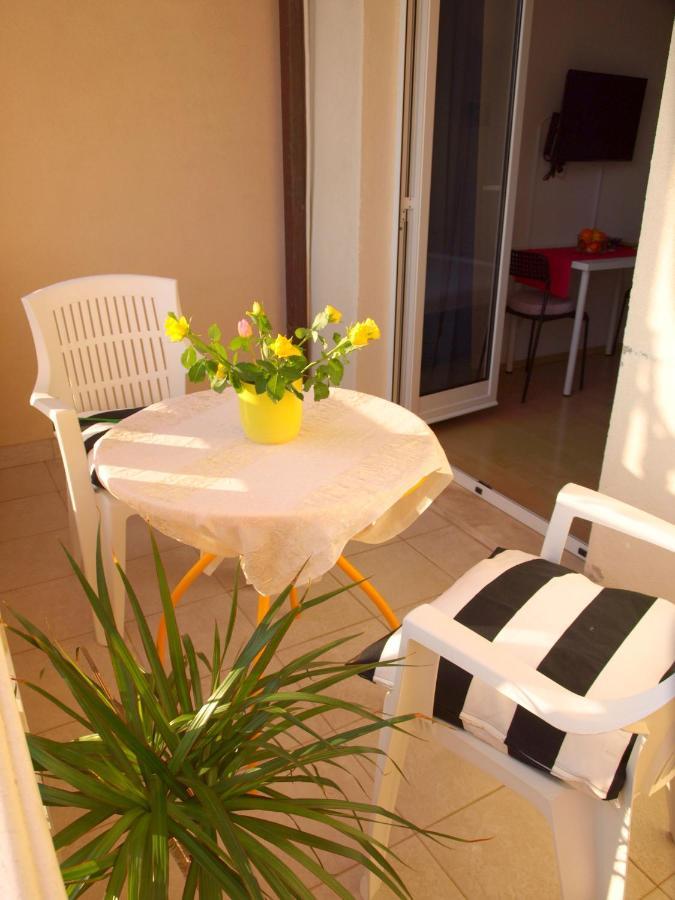 Apartments Dani Zelja Makarska Exterior photo